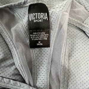 Victoria sport tank top, never worn